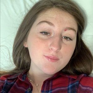 Meet your Posher, Briana